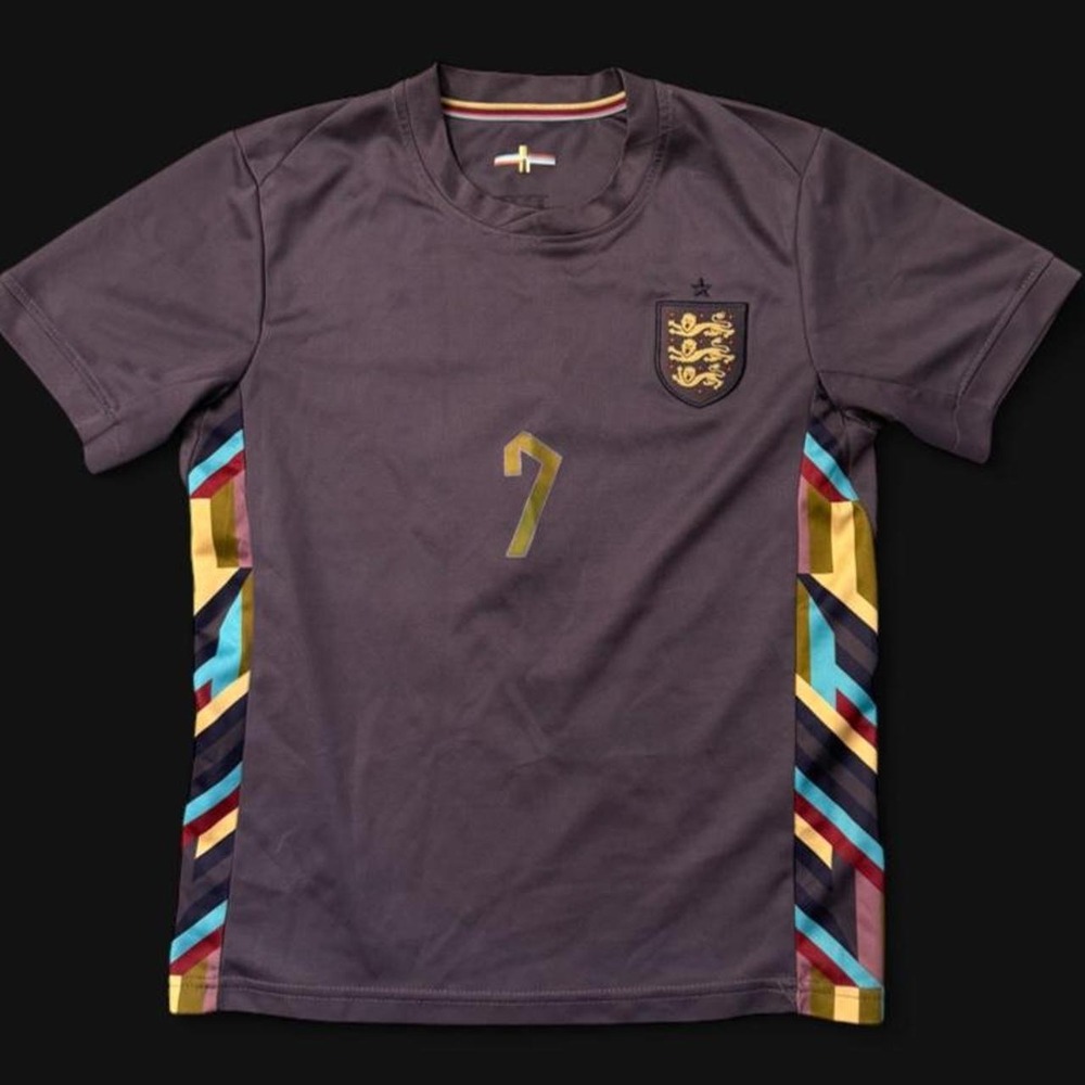 Nike England 2024 Away Soccer Jersey David Beckham #7 Purple Youth Large 14-16
